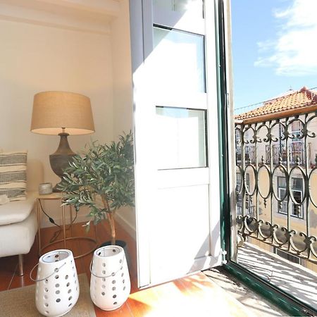 Chic Urban Retreat At Downtown With Balcony & Views Leilighet Lisboa Eksteriør bilde